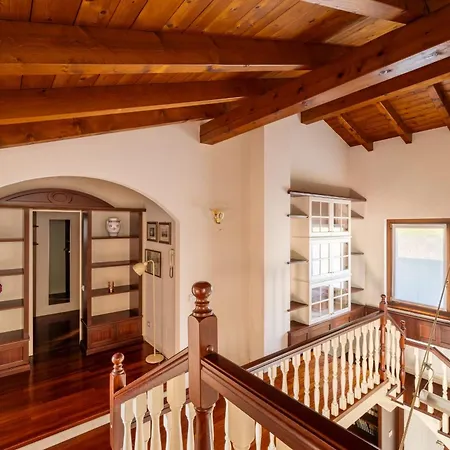 Rosa - Harmonious And Welcoming * Brebbia