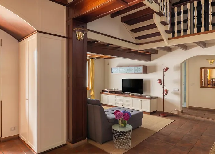 Rosa - Harmonious And Welcoming