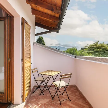 Rosa - Harmonious And Welcoming Villa Brebbia