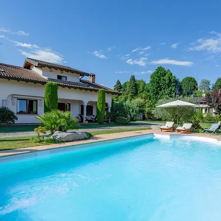 Rosa - Harmonious And Welcoming