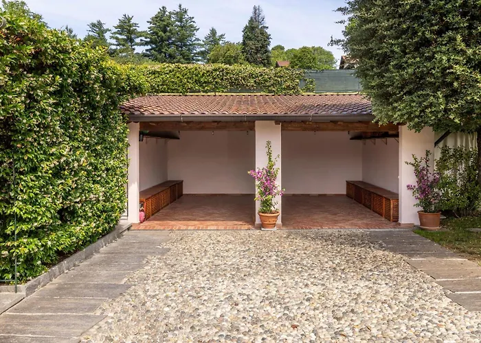 Rosa - Harmonious And Welcoming Villa Brebbia