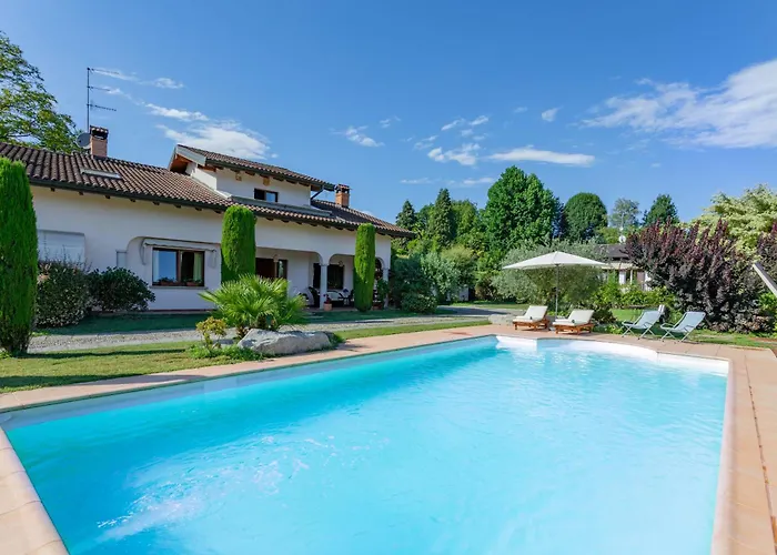 Rosa - Harmonious And Welcoming